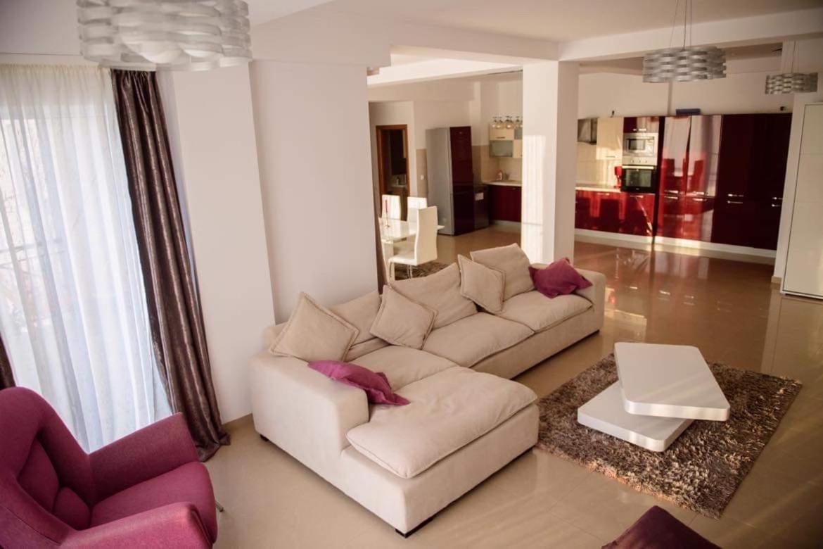 Sadara Sea Breeze Apartment Navodari Exterior photo